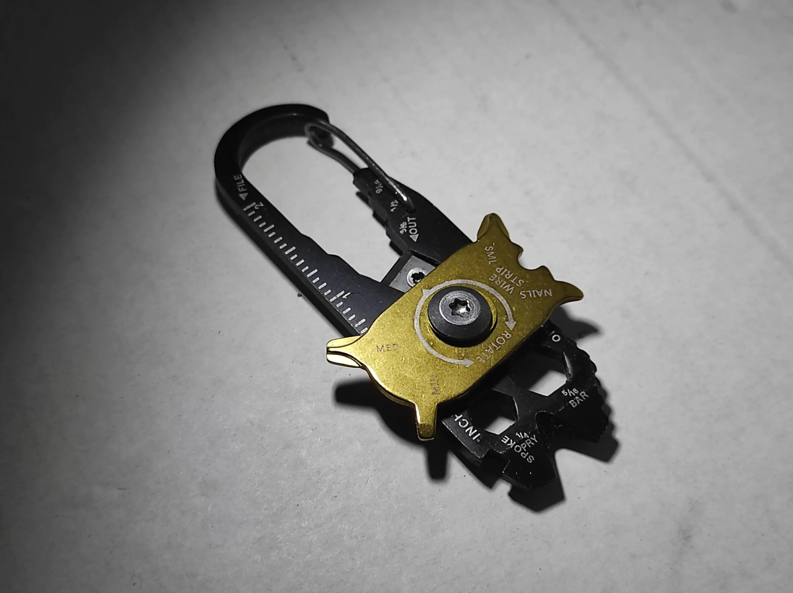 Карабин Мультитул FIXR 20 в 1