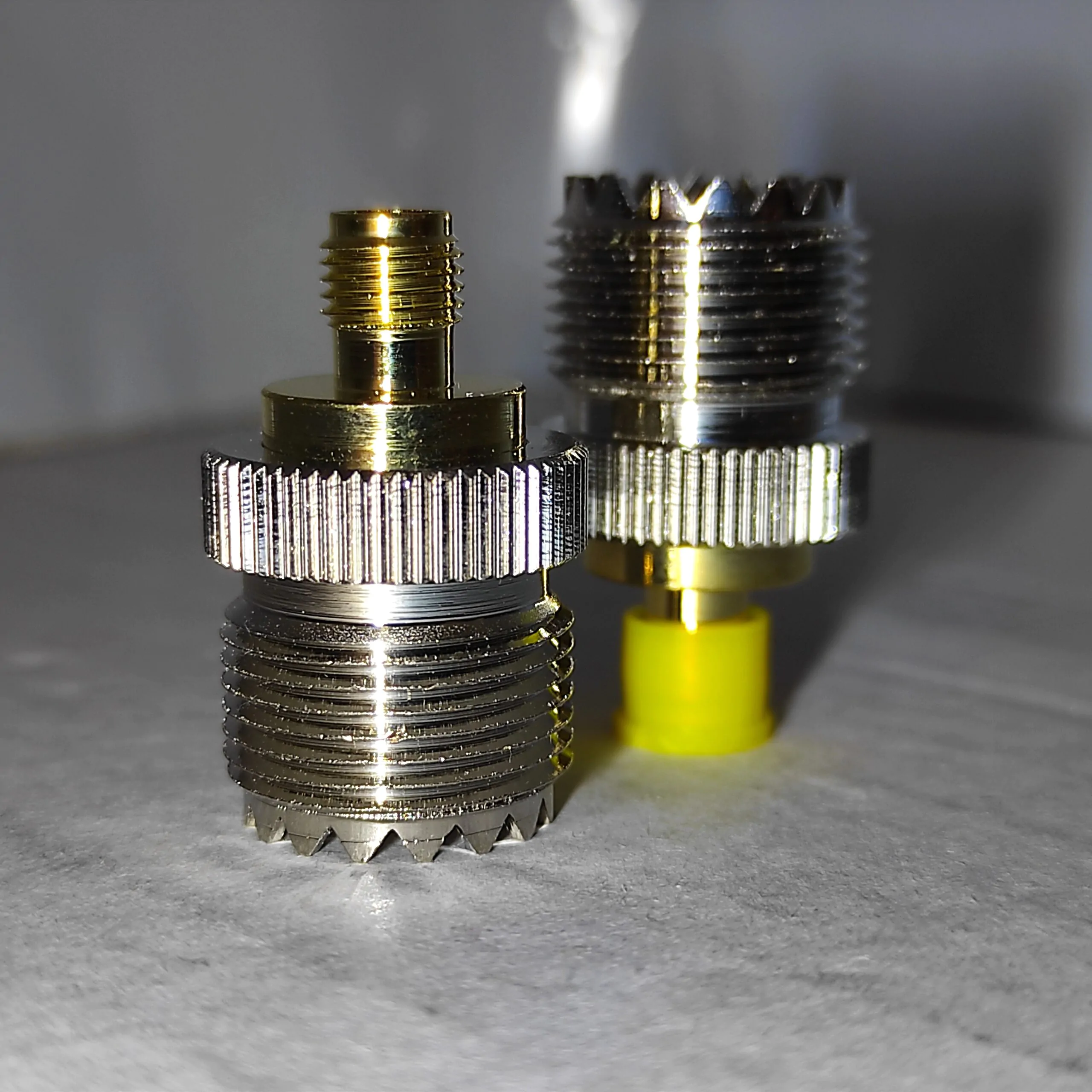 %%sep%% Антенний адаптер UHF-female (PL259, SO-239) для рацій, радіостанцій, wifi. Для поєднання несумісних роз'ємів.