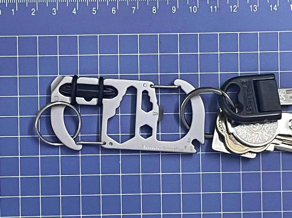 Викрутка шліцева та хрестова бита різних розмірів