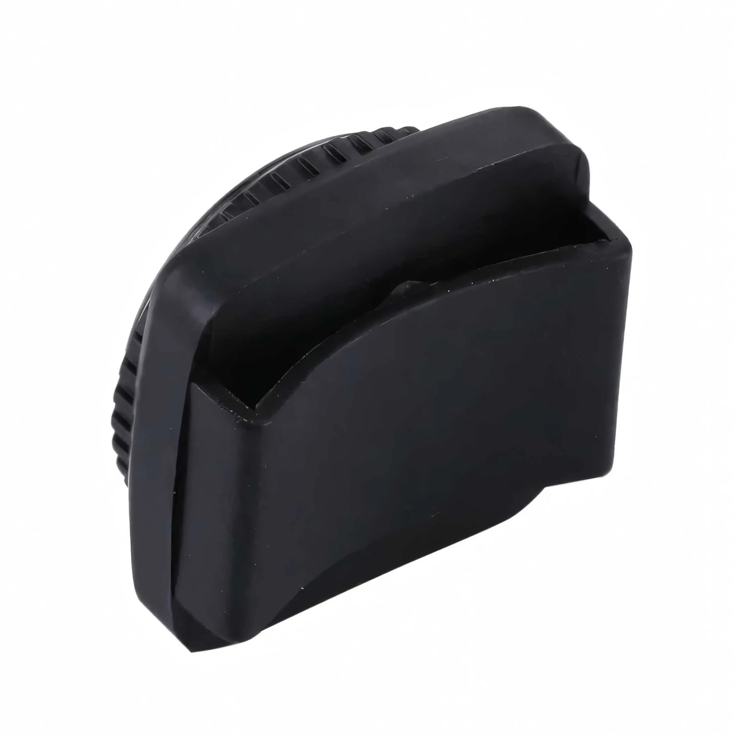 Виготовлений з міцного пластику з акриловим куполом