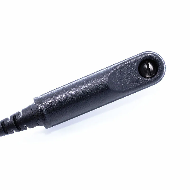 Фіксуючий кліп для надійного кріплення гарнітури до одягу