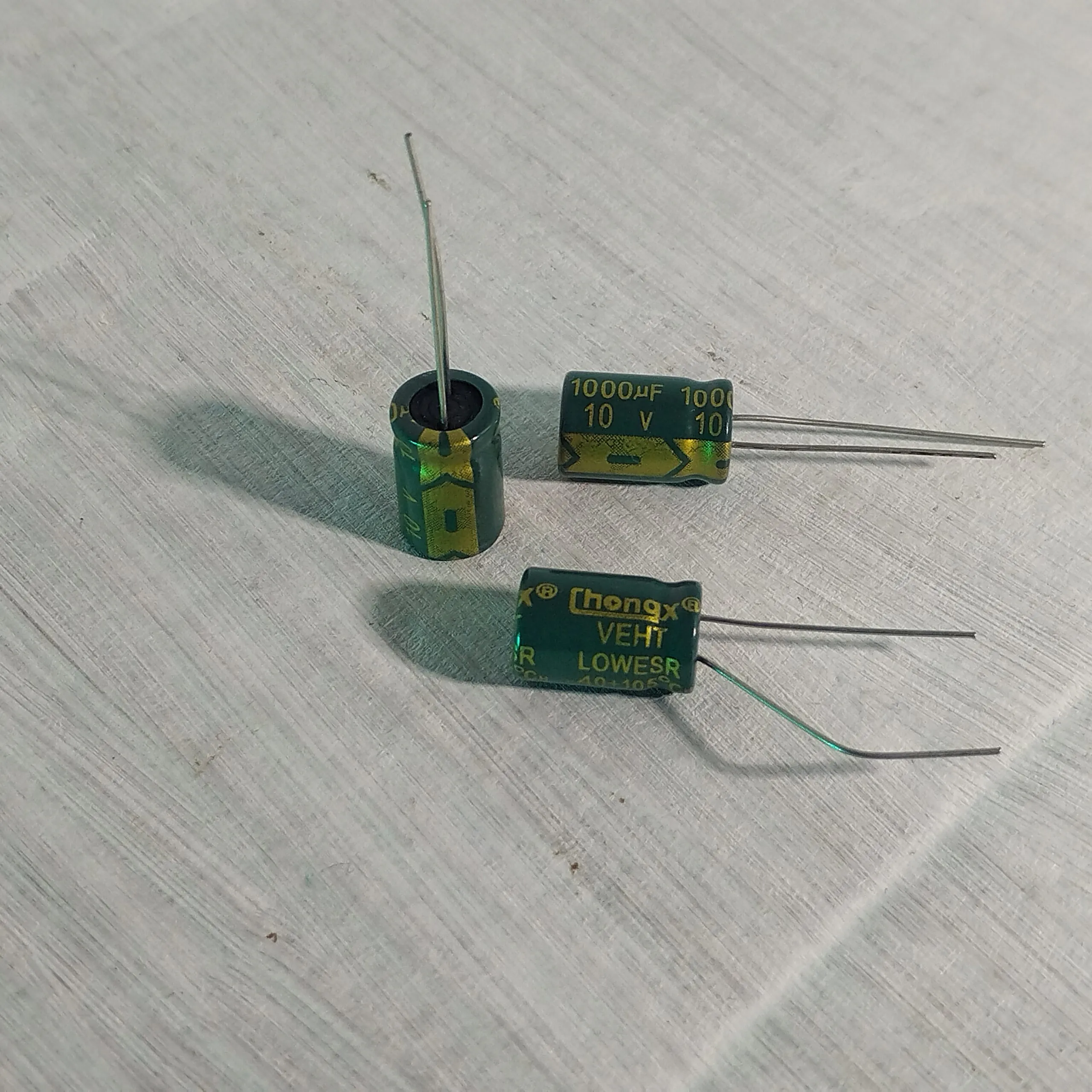 Chongx VEHT конденсатор 1000мкФ, Конденсатор Chongx VEHT 1000мкФ